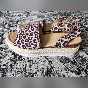 Forever 21 Animal Print Espadrille Sandals